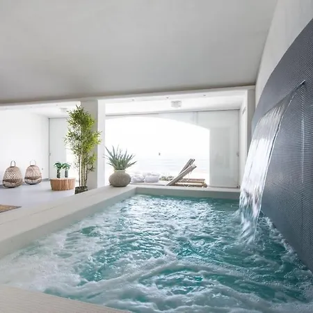 Dalmar: Private & Pool